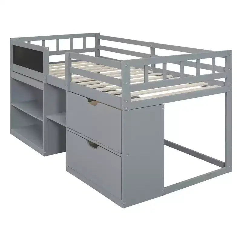Letto a soppalco basso con scrivania a rotelle e mensole portaoggetti, letto a soppalco singolo in legno con 2 cassetti e lavagna per bambini