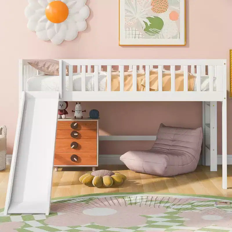 Letto a soppalco basso con scivolo, struttura letto a soppalco in legno per bambini con sponda di sicurezza alta per bambine e bambini