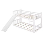 Letto a castello basso in legno gemello su gemello con scivolo reversibile