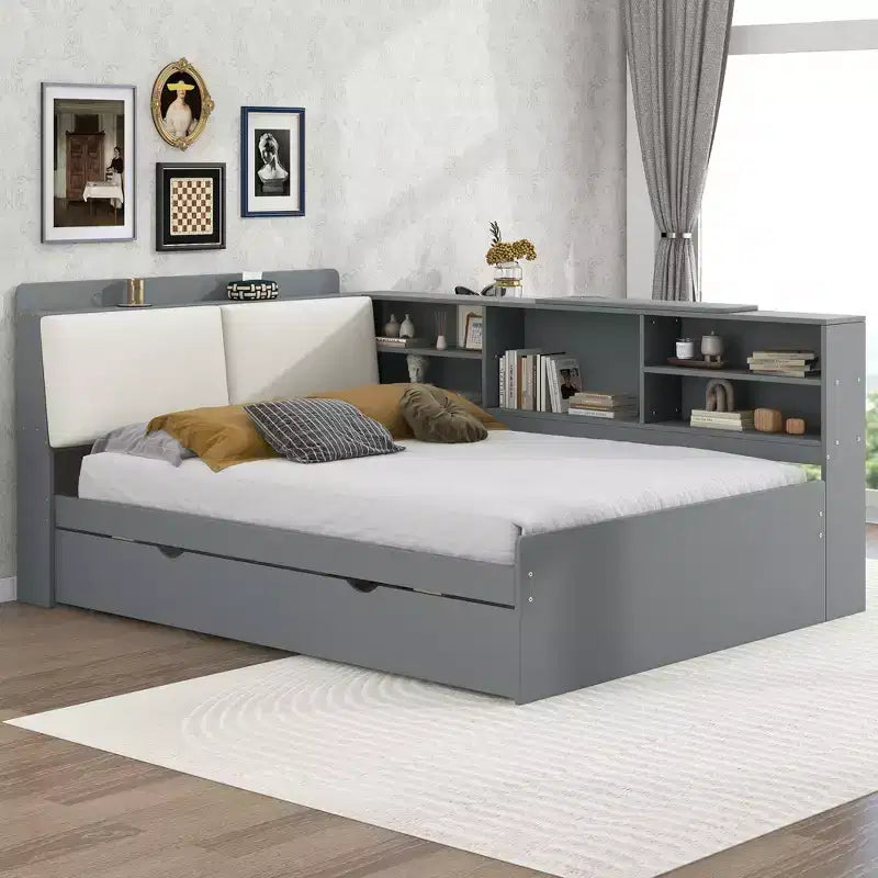 Letto a Piattaforma Matrimoniale con Testiera Contenitore
