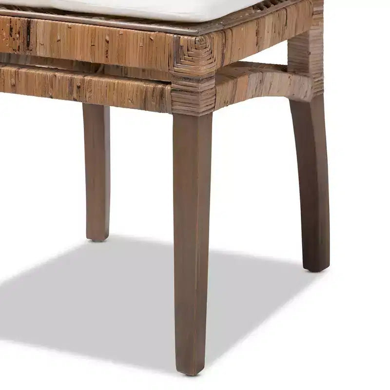 Sedia da pranzo in rattan e mogano con cuscino grigio/bianco, cuscino rimovibile, schienale curvo