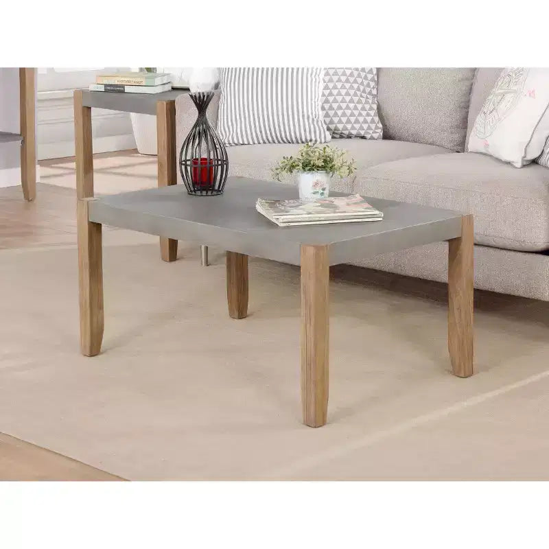 Tavolino da caffè Davenport effetto cemento e legno da 91 cm color ambra chiaro - Alaterre Furniture: Rettangolare rustico con ripiano
