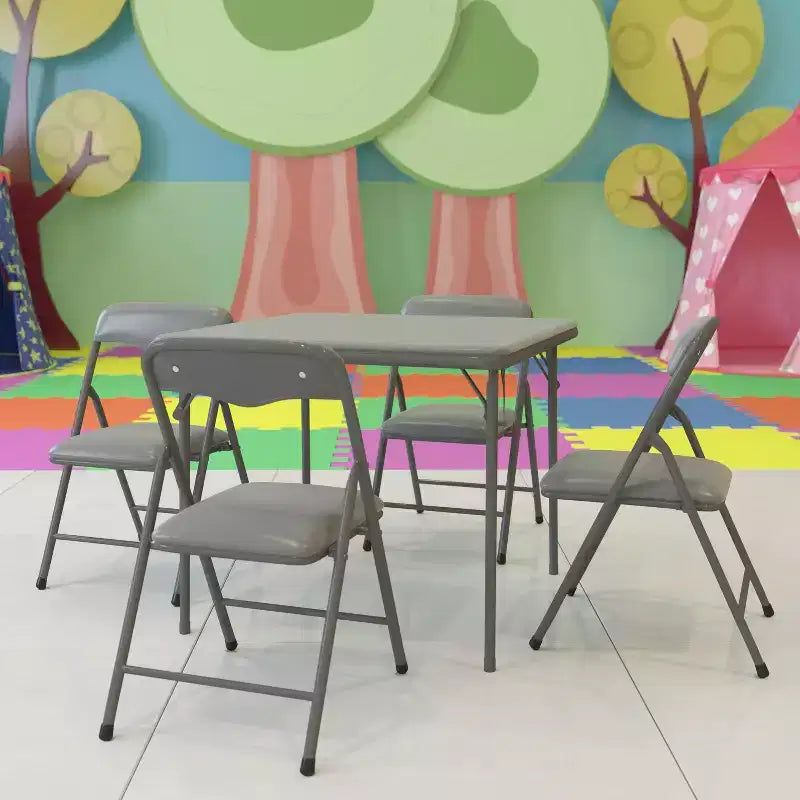 Tavolino e 4 sedie pieghevoli per bambini