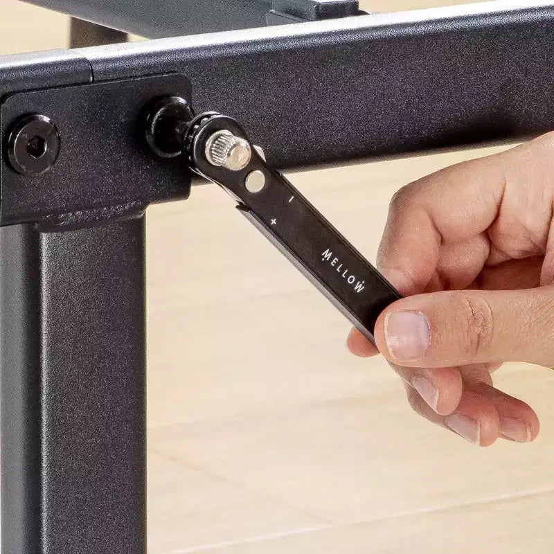 Telaio letto a piattaforma in metallo classico da 18 pollici nero